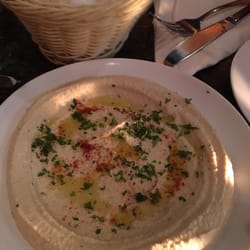 Sahara Mezz Bar - Hummus with pita bread