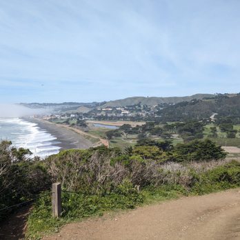 Mori Point - Hiking Near Me - Pacifica, California