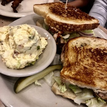 Bill's Cafe - Chicken Sandwich with potato salad - American Near Me - San Jose, California Bill's Cafe - Chicken Sandwich with potato salad - American Near Me - San Jose, California