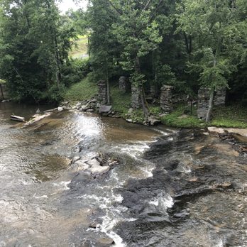 Roaring River Vineyards - Wineries Near Me - Traphill, North Carolina