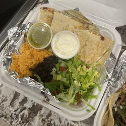 Tacos Placeros El Gallardo - Chicken cheese, quesadilla!