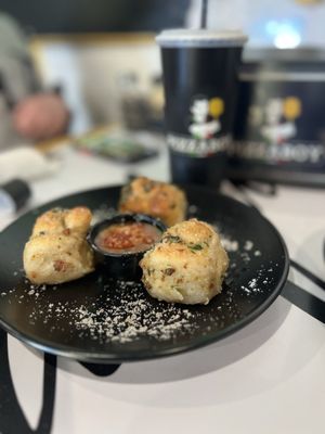 Pizzaboy Chicago by null