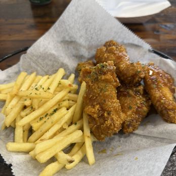92 Chicken - Wings (8pcs) - Chicken Wings Near Me - Orlando, Florida