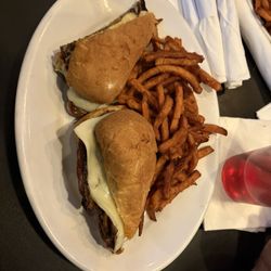 Shoeless Joes Ale House & Grille
