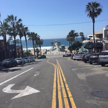 Simmzy's - View to the beach - American Near Me - Manhattan Beach, California Simmzy's - View to the beach - American Near Me - Manhattan Beach, California
