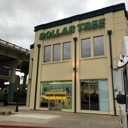 Dollar Tree - 4/17/19. Brand new HUGE Dollar Tree (but only 1 story!) at the Louisiana Boardwalk, right next to the Texas Street Bridge!