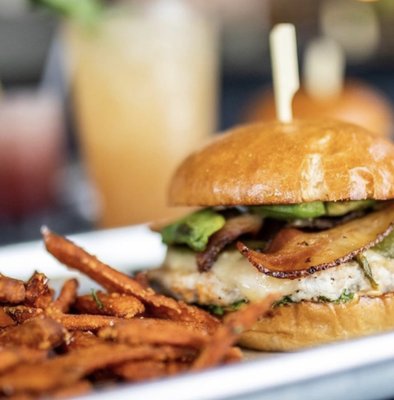 Shady's Burgers & Brewhaha by null