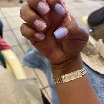 Platinum Nail Spa - Right hand - Nail Salons Near Me - Los Angeles, California Platinum Nail Spa - Right hand - Nail Salons Near Me - Los Angeles, California