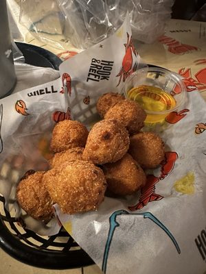 Hook & Reel Cajun Seafood & Bar by null