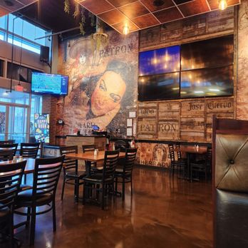 El Toro Bravo - Mexican Near Me - Plainfield, Indiana