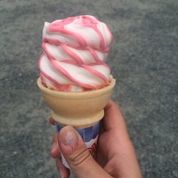 PaPa Jim's - Red raspberry swirl - Ice Cream & Frozen Yogurt Near Me - Troy, Virginia