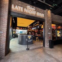 Mikey's Late Night Slice - Store Front