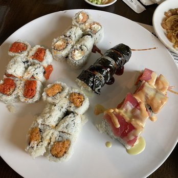 Sushi Queen - Spicy tuna, spicy salmon, orchard roll, spider roll, Philadelphia roll - Japanese Near Me - Sterling, Virginia