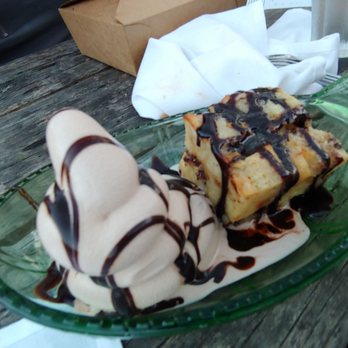 La Lucha - Chocolate bread pudding - Seafood Near Me - Houston, Texas La Lucha - Chocolate bread pudding - Seafood Near Me - Houston, Texas