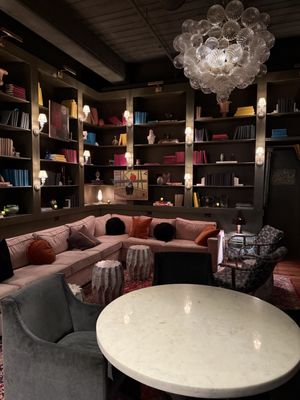 The Lincoln Hotel by null