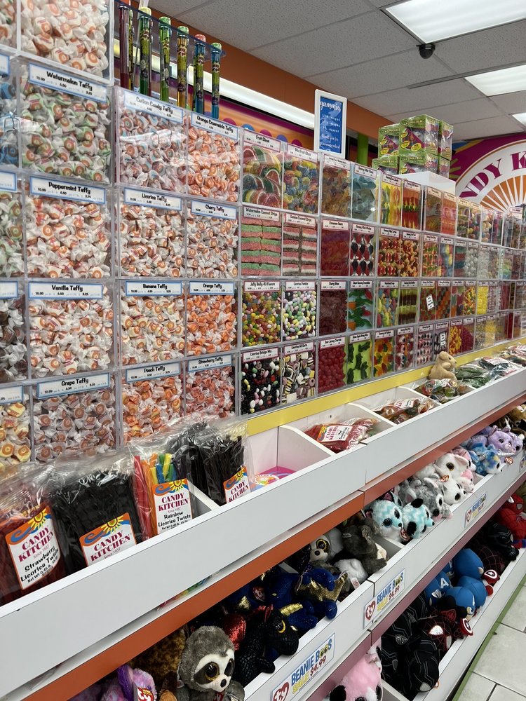 CANDY KITCHEN Updated September 2024 29 Photos & 17 Reviews 1 S