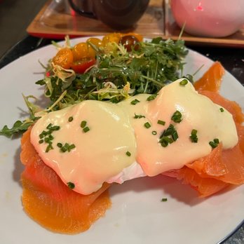 Kramers - Salmon Benedict - Bookstores Near Me - Washington, DC, District of Columbia Kramers - Salmon Benedict - Bookstores Near Me - Washington, DC, District of Columbia