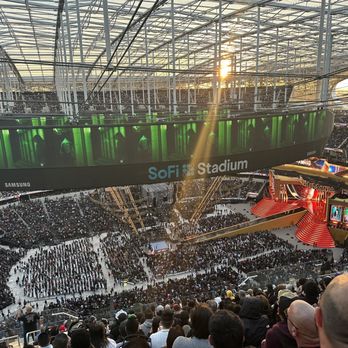 SoFi Stadium - Love the screens - Stadiums & Arenas Near Me - Inglewood, California SoFi Stadium - Love the screens - Stadiums & Arenas Near Me - Inglewood, California