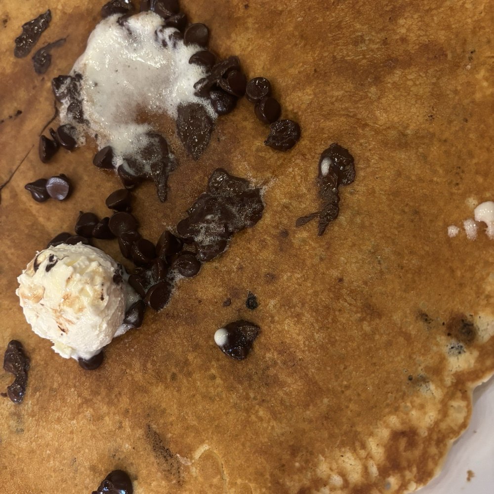 Billy Gail's - Chocolate chip pancake - American Near Me - Branson, Missouri