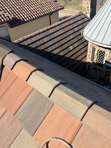 Slide of GreenLeaf Roofing