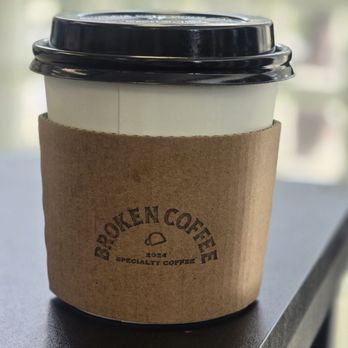Broken Coffee - Spring Mountain - Flat white coffee - Coffee & Tea Near Me - Las Vegas, Nevada