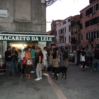 Bacareto Da Lele - Wine Bars Near Me - Venezia, VE Bacareto Da Lele - Wine Bars Near Me - Venezia, VE