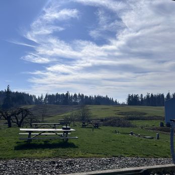 Lady Hill Winery - Outside porch view - Wineries Near Me - St. Paul, Oregon Lady Hill Winery - Outside porch view - Wineries Near Me - St. Paul, Oregon