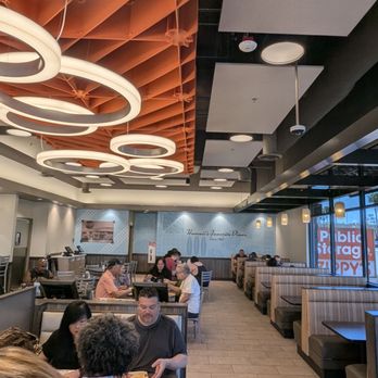 Zippy's - S. Eastern - Very modern and bright dining room - Diners Near Me - Las Vegas, Nevada