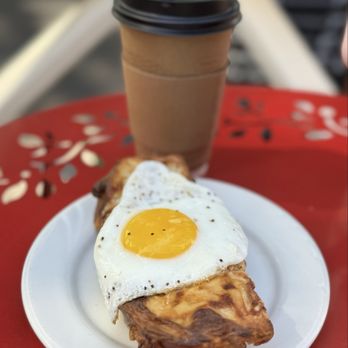 Ocean Side Bakery - Bakeries Near Me - Honolulu, Hawaii
