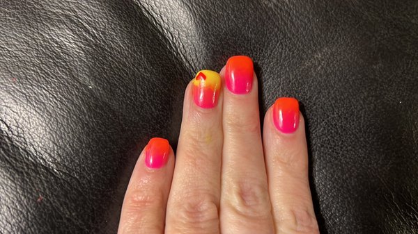Queen Nails 2 3