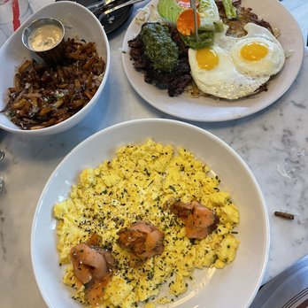 Social Kitchen & Bar - Lox Soft Scramble, Truffle Fries, Steak & Eggs - New American Near Me - Birmingham, Michigan