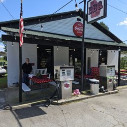 GA BBQ Co - Outside is very quaint.