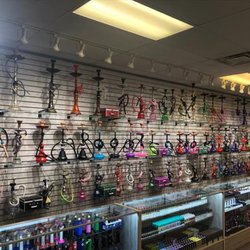 Marley's Smoke Shop