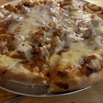 Transfer Pizzeria Café - Bbq chicken pizza - Italian Near Me - Milwaukee, Wisconsin