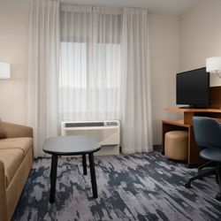Fairfield by Marriott Inn & Suites The Dalles - Sofa Sleeper in select rooms.