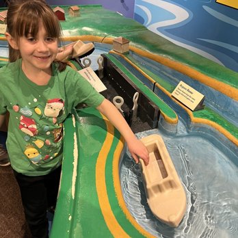 Crayola Experience - Shows how the local canal system works. - Amusement Parks Near Me - Easton, Pennsylvania