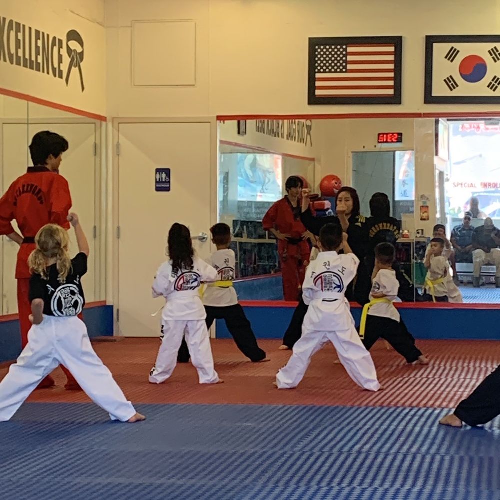 DK Tae Kwon Do Martial Arts - Taekwondo Near Me - Northridge, California