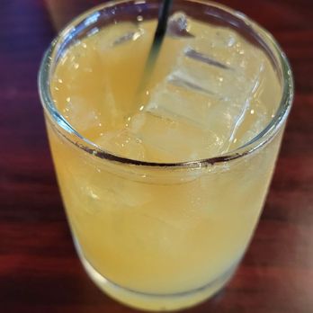 Forest Hill Grill - Memphis Sour - American Near Me - Germantown, Tennessee