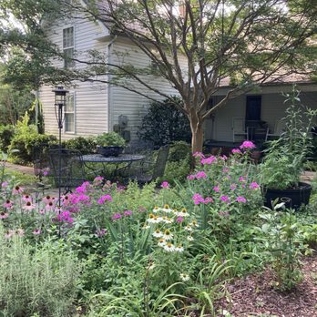 Stonefield Cellars Winery - Wineries Near Me - Stokesdale, North Carolina