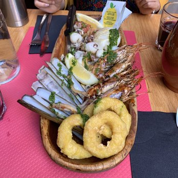 La Cita - Assorted seafood - Spanish Near Me - Aix En Provence, 13