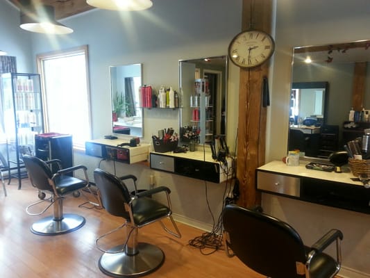 Salon De Coiffure Coup D œil Salons De Coiffure 75 Avenue De La Gare Saint Sauveur Qc Numero De Telephone