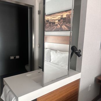 AC Hotel Austin-University - Hotels Near Me - Austin, Texas