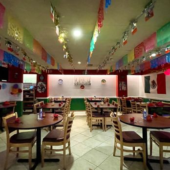 El Molcajete Mexican Resturant - Inside - Mexican Near Me - Riverdale, New Jersey