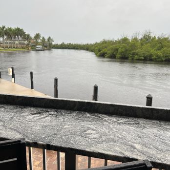 Rumrunners - Seafood Near Me - Cape Coral, Florida