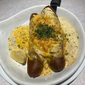 Glory Days Grill - Crab Pretzels - American Near Me - Centreville, Virginia Glory Days Grill - Crab Pretzels - American Near Me - Centreville, Virginia