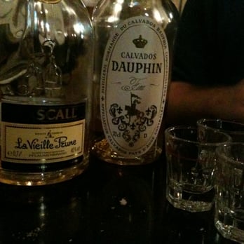 Les Valseuses - Schnapps! - Bistros Near Me - Berlin, BE
