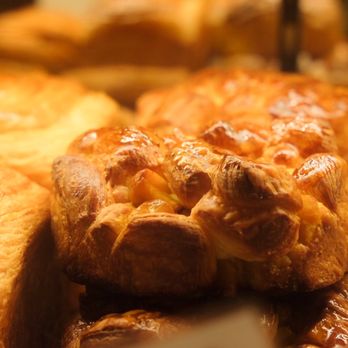 Tous Les Jours - Bakeries Near Me - Winter Park, Florida Tous Les Jours - Bakeries Near Me - Winter Park, Florida