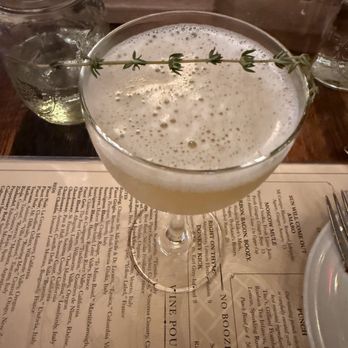 The Pearl - Right on Thyme - Seafood Near Me - Tampa, Florida
