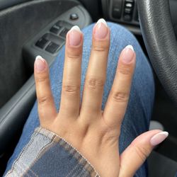 Zen Spa & Nails - Gel french tip manicure