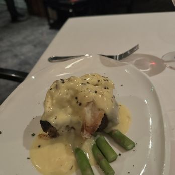 El Gaucho - Filet with Crab and Asparagus - Steakhouses Near Me - Seattle, Washington El Gaucho - Filet with Crab and Asparagus - Steakhouses Near Me - Seattle, Washington